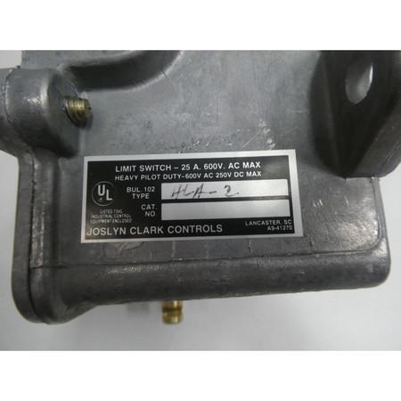 Joslyn Clark 600V-AC 250V-DC LIMIT SWITCH HLA-2